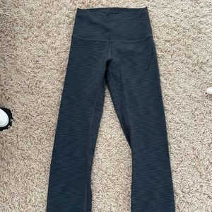 Lululemon crop leggings, dark grey pattern, size 2